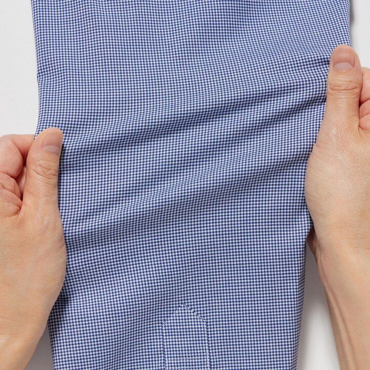 camiseta uniqlo easyre de tela ancha elástica de corte entallado con cuello semicortado para hombre en azul