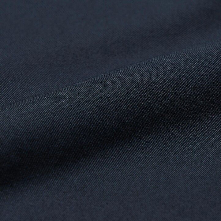 pantalones chinos ajustados uniqlo para hombre en azul marino