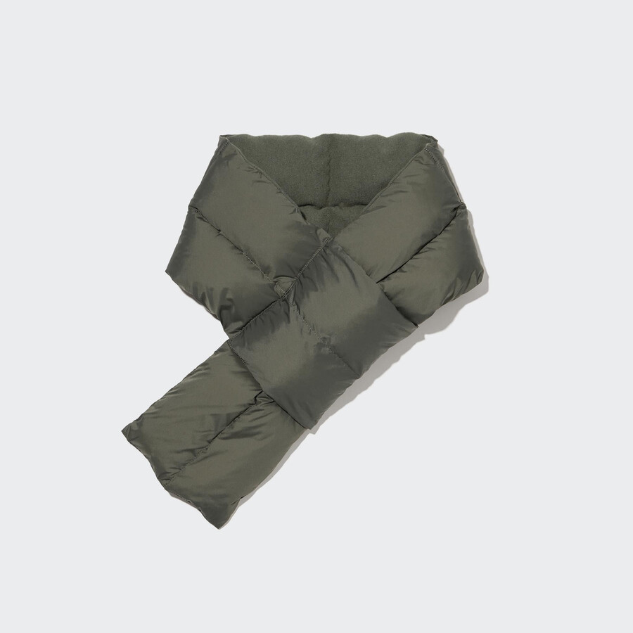 bufanda acolchada con forro heattech de uniqlo para mujer color oliva