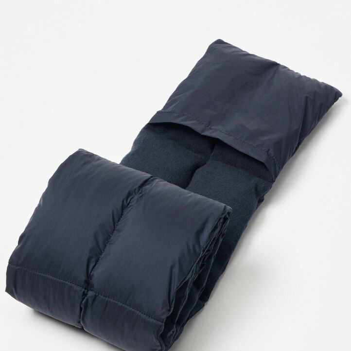 bufanda acolchada con forro heattech de uniqlo para mujer color oliva