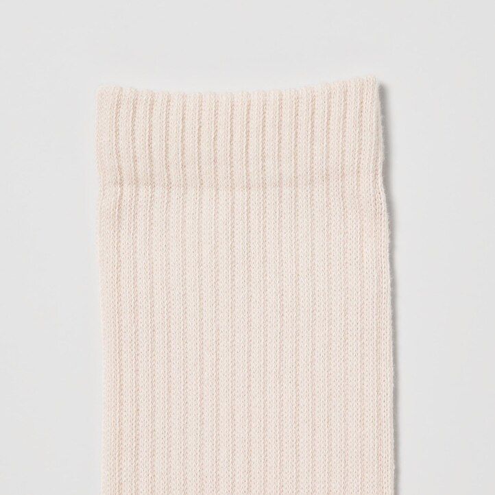 calcetines blancos de canalé de tres pares para mujer de uniqlo
