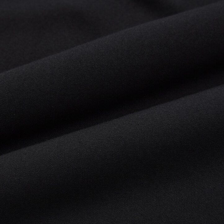 blusa negra con mangas de rayón uniqlo para mujer