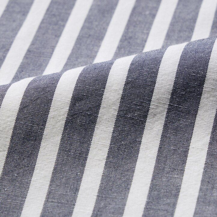 blusa de mujer uniqlo de mezcla de lino a rayas con cuello abierto y mangas en azul claro