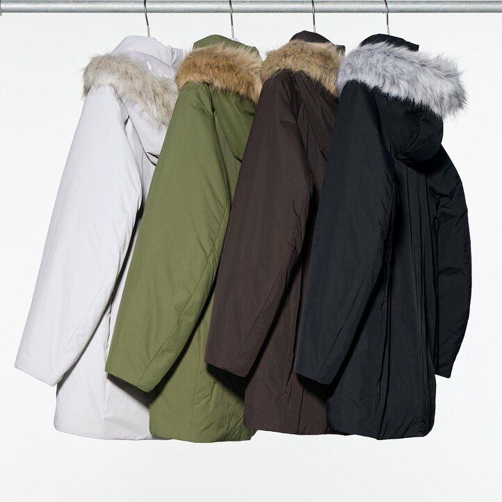 chaquetas híbridas de plumón uniqlo para mujer color negro