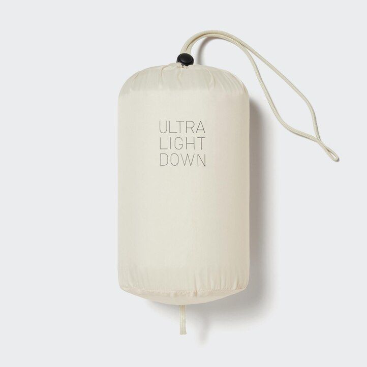 chaquetas de plumón ultraligeras uniqlo para mujer en beige