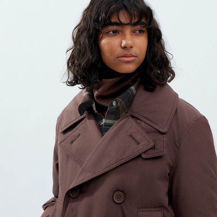 chaqueta corta acolchada uniqlo negra para mujer