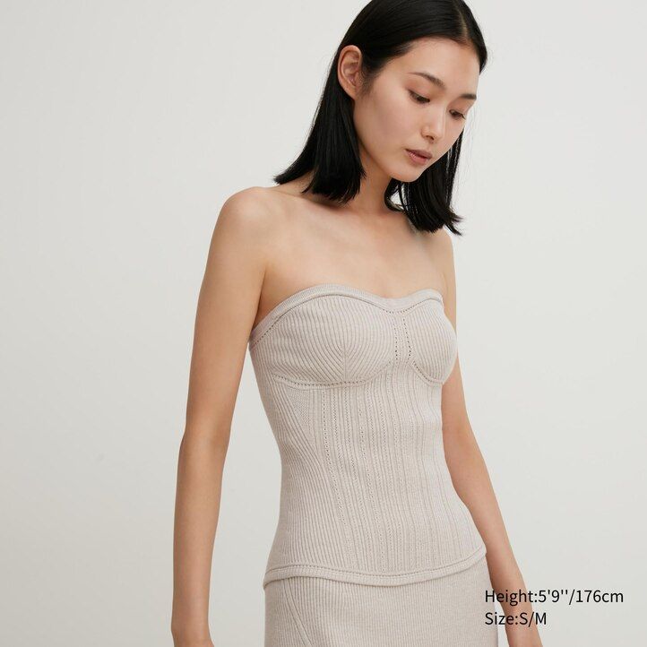 suéter tipo bustier de punto 3d sin costuras de uniqlo en color beige con canalé y hilo soufflé para mujer