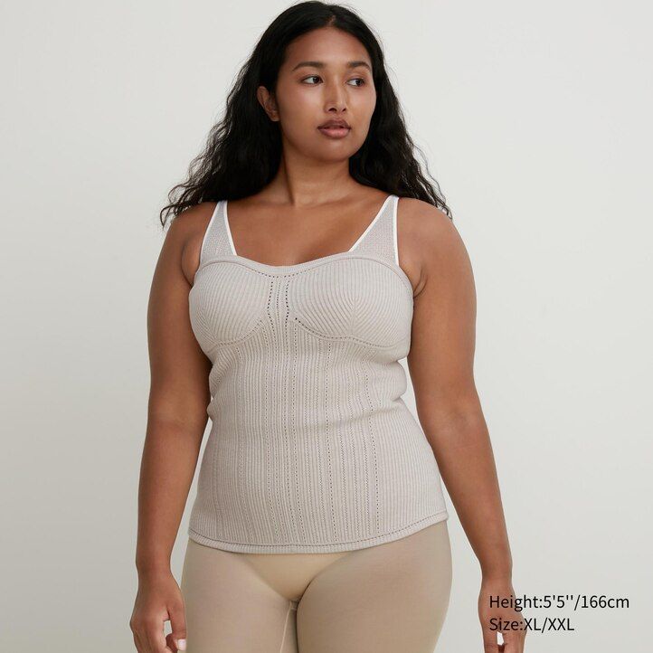 suéter tipo bustier de punto 3d sin costuras de uniqlo en color beige con canalé y hilo soufflé para mujer