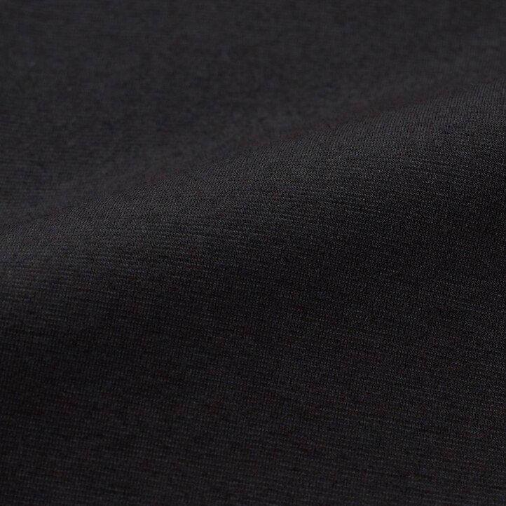 camiseta térmica uniqlo heattech de cuello redondo y manga corta para mujer color gris oscuro