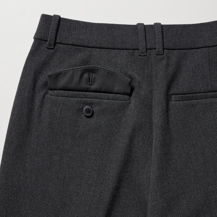 tops plisados uniqlo heattech para mujer en marrón oscuro