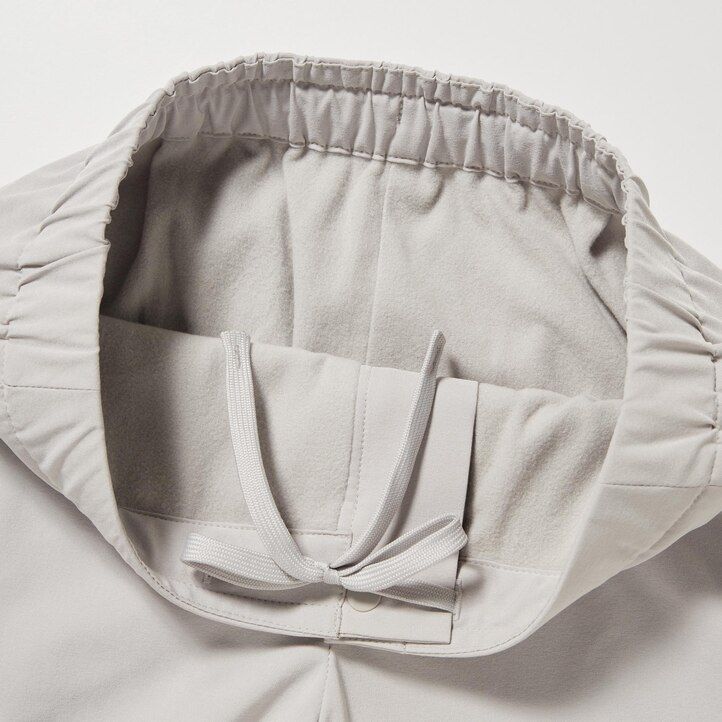 tops negros con forro cálido uniqlo heattech para mujer