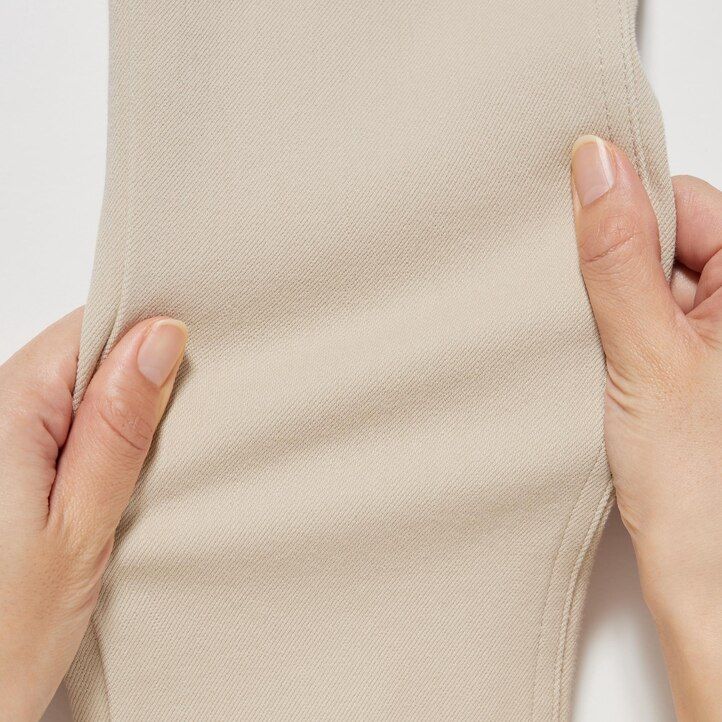 tops ultra stretch uniqlo para mujer negros